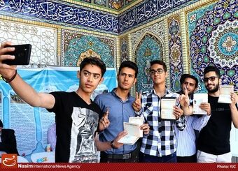 نباید مردم را به حضور در پای صندوقهای رای تشویق می کردیم