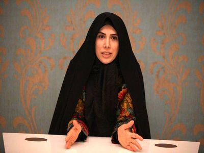 چرا دختر رئیس صندوق توسعه ملی در برابر حقوق چند ده میلیونی پدرش سکوت کرده است؟