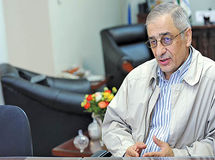 مظاهری: سود ترازنامه بانکها واقعی نیست/ بانک ملت و صادرات ترازنامه خود را دستکاری کردند