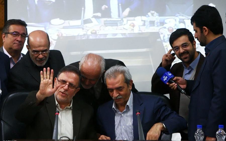 بازنشستگانِ از کارافتاده در بانک مرکزی!