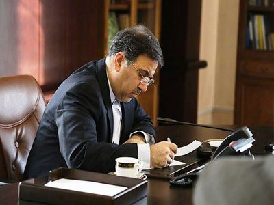 آخوندی خطاب به رئیس رسانه ملی: چرا درباره حادثه تصادف قطارها در سمنان برنامه پخش می‌کنید؟!