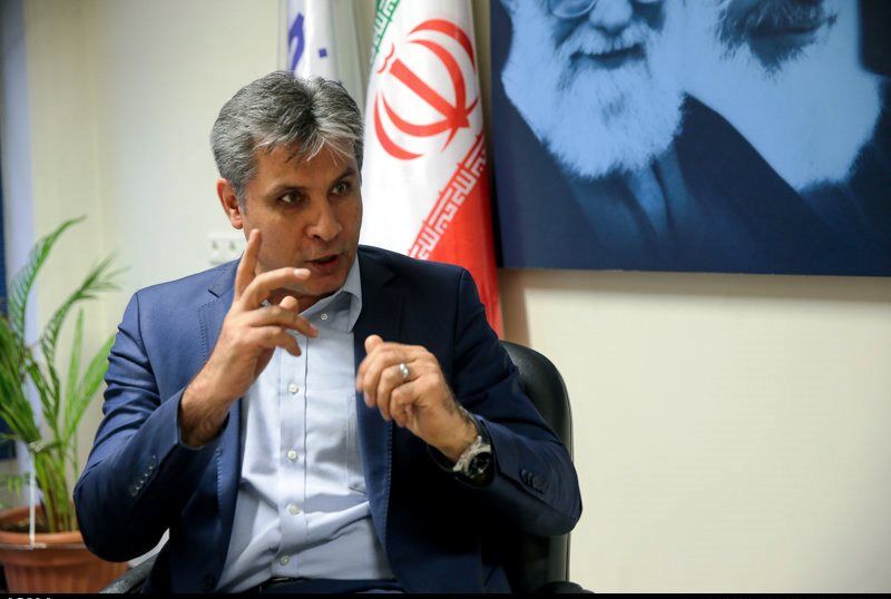 شرکت‌های خارجی بعد از برجام آورده‌ای نداشتند، فقط می‌آیند و می‌روند!/ "محسن رنانی" از هیات مدیره البرز انصراف داد