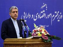 طیب‌نیا: از معیشت مردم و اشتغال مردم راضی نیستم/ ملت ما شایسته این شرایط نیست