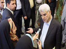 رئیس کل سابق بانک مرکزی: به عنوان مطلع درباره پرونده بابک زنجانی به دادگاه رفتم/ اگر مشکلی بود، صلاحیت من در مجلس تایید نمی‌شد