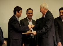 650 میلیارد تومان از دیون توسعه را دادیم/توانگری بیمه ایران در وضعیت هشدار!/  1500 میلیارد از مطالباتمان را از بنیاد میگیریم