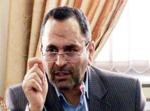 برخی از نمایندگان مجلس به دنبال قانونی کردن حقوق‌های نجومی هستند/ افزایش سقف دستمزد مدیران از 7 به 14 برابر ظلم است!