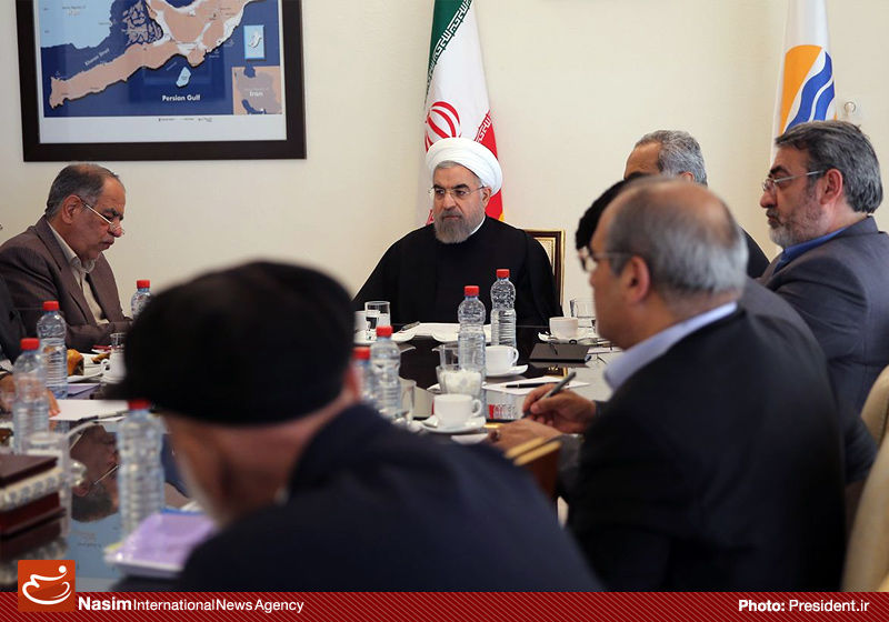 کمکاری ستاد مبارزه با قاچاق در مبارزه با قاچاق/ فرش قرمز مناطق آزاد برای قاچاقچیان