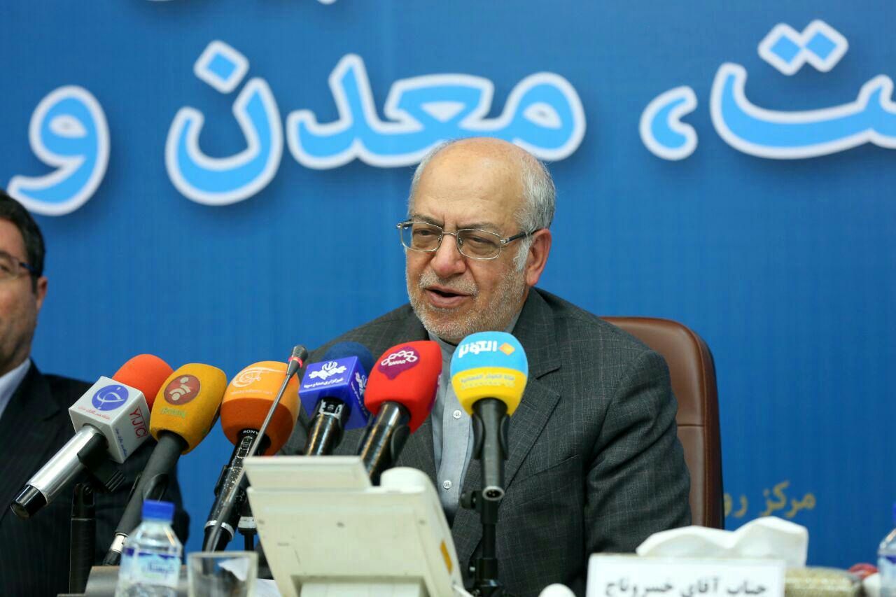 نعمت‌زاده: تعطیلی کارخانه‌هایی مثل "ارج" و "قند دزفول" و روغن نباتی ربطی به دولت ما ندارد/ تعطیلی 100 هزار واحد کهنه و قدیمی طبیعی است!