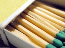 دولت یازدهم 62 تن چوب کبریت از چین وارد کرد!/ پخت آبگوشت بزباش با چوب‌کبریت چینی در دولت یازدهم