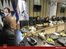 نامه نگاری با وزیر برای انتخاب رئیس کل از داخل صنعت بیمه  اقدام خوبی بود / سندیکای بیمه گران در تدارک ساخت و ساز ساختمان است / خاورمیانه و توسعه  در پرداخت به موقع حق عضویت عقب مانده اند