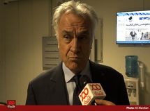 به عملکرد آخوندی در 5 سال اخیر نمره زیر 10 می‌دهم