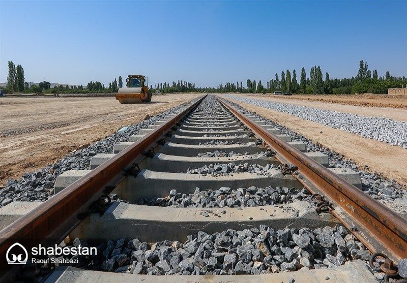 سهام مهندسی خط و ابنیه فنی راه‌آهن – تراورس واگذار می شود