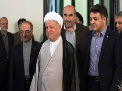 مشاور رسانه‌ای عارف، مدیرعامل صندوق ذخیره فرهنگیان می‌شود!