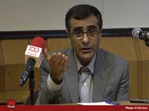 راهکار دکتر محمد قاسمی،‌ اقتصاددان و معاون مرکز پژوهش‌های مجلس برای اینکه مردم دیگر به سمت بازارهای طلا و ارز هجوم نبرند