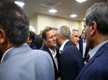 مدیرعامل بانک صنعت و معدن عدد 19 میلیارد یورو را از کجا آورده و این عدد الان کجاست؟