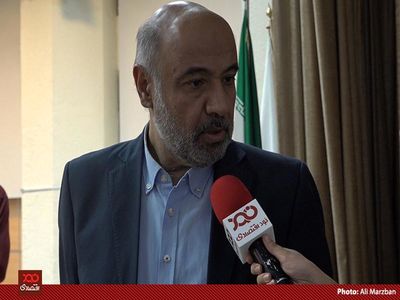 تحریمها یک فرصت است و می‌تواند یک سکوی پرش شود برای بهبود وضعیت اقتصادی/ بحرانها ماحصل تحولات اقتصادی در کشورهاست