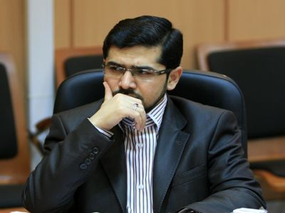 مدیرکل روابط عمومی سابق بورس، بدون سابقه بانکی سرپرست بانک مشترک ایران و ونزوئلا شد!