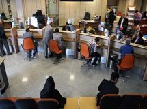 پاداش کارکنان دولت در سال 98 معادل یک ماه حقوق و مزایا تعیین شد