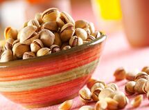 پسته ایرانی بیش از 100 هزار تومان ارزان‌تر به خارجی‌ها فروخته می‌شود+ جدول