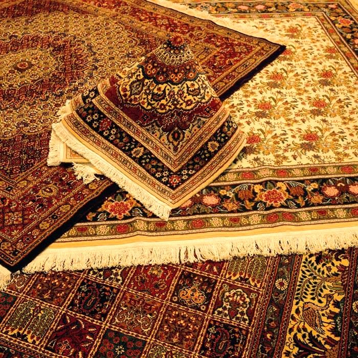 واردات بیش از ۲/۲ میلیارد تومان فرش دستباف در ۱۰ماهه سال ۹۷
