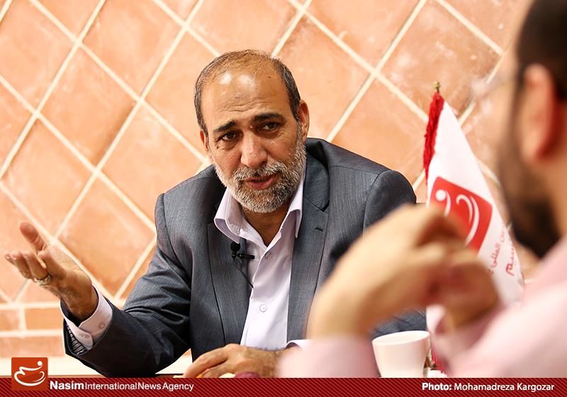 18 هزار واحد صنعتی به خاطر سیاستهای غلط دولت تعطیل شد/ توجه به بخش مسکن تولید را به رونق می‌دهد