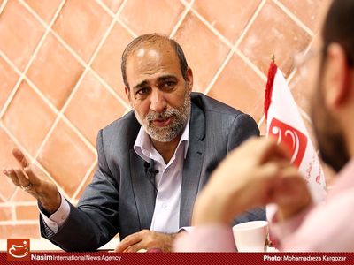 18 هزار واحد صنعتی به خاطر سیاستهای غلط دولت تعطیل شد/ توجه به بخش مسکن تولید را به رونق می‌دهد