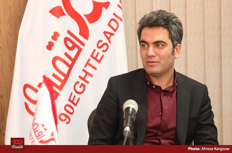گرانی دلار در هفته‌های اخیر ربطی به عوامل بنیادی اقتصاد ندارد/ تلاش برای سرکوب قیمتها اثر عکس روی بازار می‌گذارد