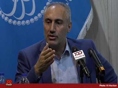 باور سازمان برنامه و بودجه این است که حتما می‌توانیم حتی در صورت تشدید تحریمها، روزانه ۱.۵ میلیون بشکه نفت ۵۴ دلاری بفروشیم
