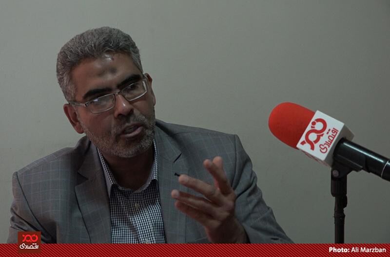 چهار ماه از وعده رئیس مجلس گذشت، اما اصلاحات اقتصادی انجام نشده/ دولت عزمی برای تغییرات در اقتصاد کشور ندارد/ با این بدنه کارشناسی ضعیف دولت بعید است اصلاحات ساختاری انجام شود