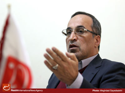 نوسانات بازار ارز سرمایه در گردش تولید کنندگان را به یک پنجم کاهش داد/ برخی کارگزاران دولتی با بخشنامه‌های خود اسباب رکود و تورم را در اقتصاد کشور فراهم می‌کنند