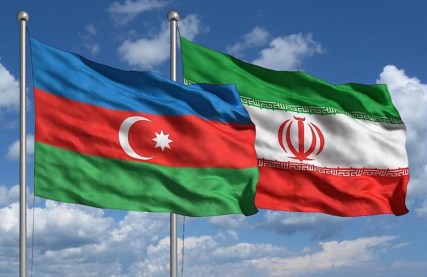 کم کاری وزارت خارجه اجازه گسترش مناسبات اقتصادی با آذربایجان را نمی‌دهد/ بانک ملی در باکو هیچ فعالیت مثبتی ندارد