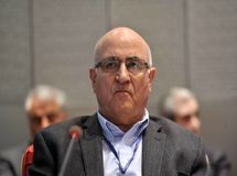 ماجرای سکته یک مدیر بانکی به دلیل ترس از انتشار صورت مالیاش