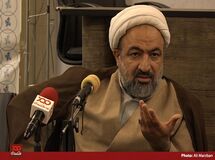 ظریف به برجام و مذاکره معتاد است