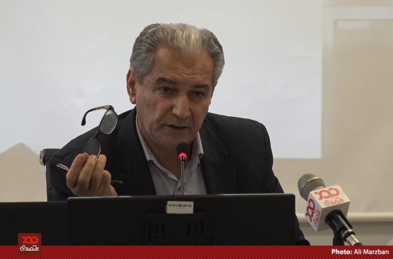 آمارهایی که دولت اعلام می‌کند صرفا خاصیت سیاسی دارد و در زندگی مردم بی تاثیر است/ کاهش تورم باید در عمل احساس شود