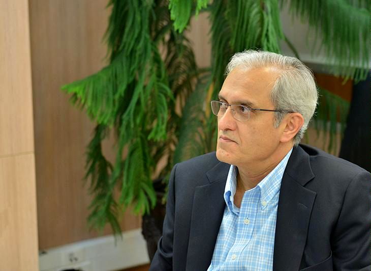 وام ۱۵۰ میلیارد تومانی شرکتهای وابسته به "ریاحی عضو اتاق بازرگانی" از بانک خاورمیانه/ مگر ریاحی سال ۹۶ از بهفار نرفته بود؟