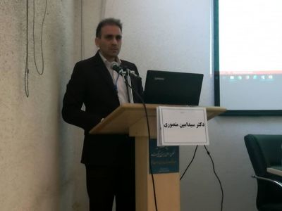 شالوده سیاست‌های اقتصادی دولت روحانی را نمی‌پسندم/ سال 96 بصورت لحظه‌ای از آقای روحانی در انتخابات ریاست جمهوری حمایت کردم
