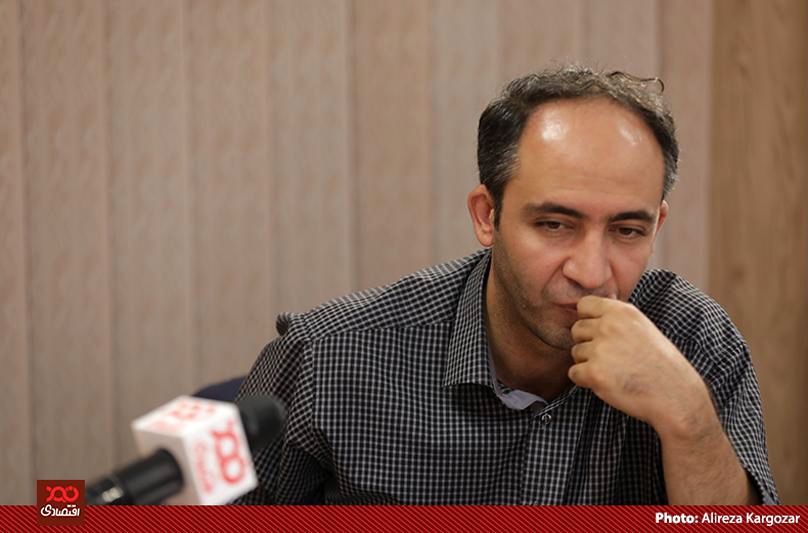 چرا آقای روحانی بعد از ۶ سال موضوع مبارزه با فساد را مطرح میکنند؟/ اگر دولت وظایفش را درست انجام ندهد ایجاد شغل هم از سوی کارآفرینان امکان پذیر نیست