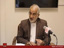 معلوم بود آقای روحانی قصد تند کردن فضا را دارد، چون میخواهد ناکامی هایش در اقتصاد را به گردن دیگران بیندازد!
