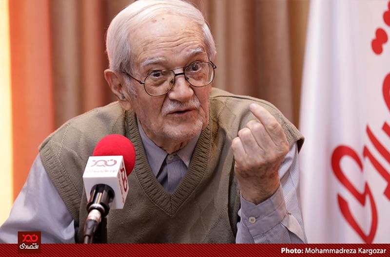 گفتوگو با دکتر ابراهیم رزاقی استاد اقتصاد بازنشسته دانشگاه تهران