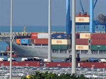 تصویب چراغ خاموش گسترش مناطق آزاد تحت پوششی به نام بنزین!