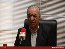 عباس کشاورز تنها فردی است که می‌تواند وزارت جهاد کشاورزی را سر و سامان دهد