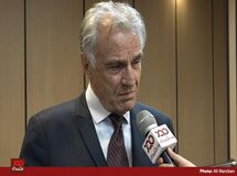 کشوری که ۸۰ میلیون نفر جمعیت دارد، نباید از صادرات ۴۴ میلیارد دلاری خوشحال شود