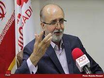 پیوستن به FATF باید به شرط برداشته شدن تحریم‌های بانکی باشد/ دولت به جای اصرار به پیوستن به FATF نظام بانکی را اصلاح کند