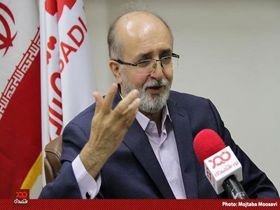 پیوستن به FATF باید به شرط برداشته شدن تحریم‌های بانکی باشد/ دولت به جای اصرار به پیوستن به FATF نظام بانکی را اصلاح کند
