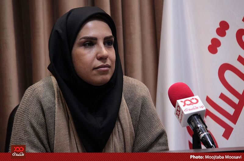 گفتگو با اکرم مهدوی زاده دبیر و عضو هیات مدیره خانه صنعت، معدن و تجارت جوانان استان تهران