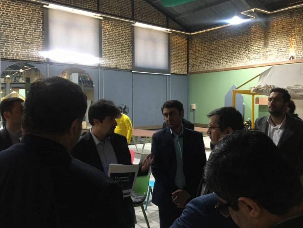 بازدید رییس کل بانک مرکزی از اولین مرکز نوآوری در صنعت بیمه