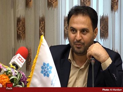 نمی‌توان به مردم گفت شما گرسنگی بکشید و صرفه جویی کنید!