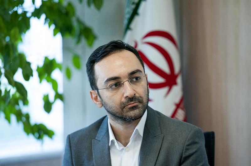 ممنوعیت واردات کالاهای مشابه تولید داخل اشتباه است!