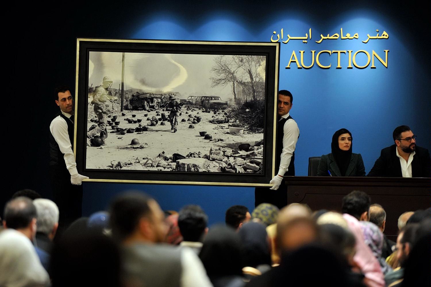 حراج تهران در سال ۹۸ رکورد فروش ۸ ساله را شکست/ بانکها در لیست خریدران آثار هنری