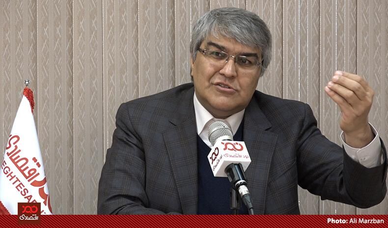 دلیل وضعیت آشفته بازار خودرو عرضه قطره چکانی نیست